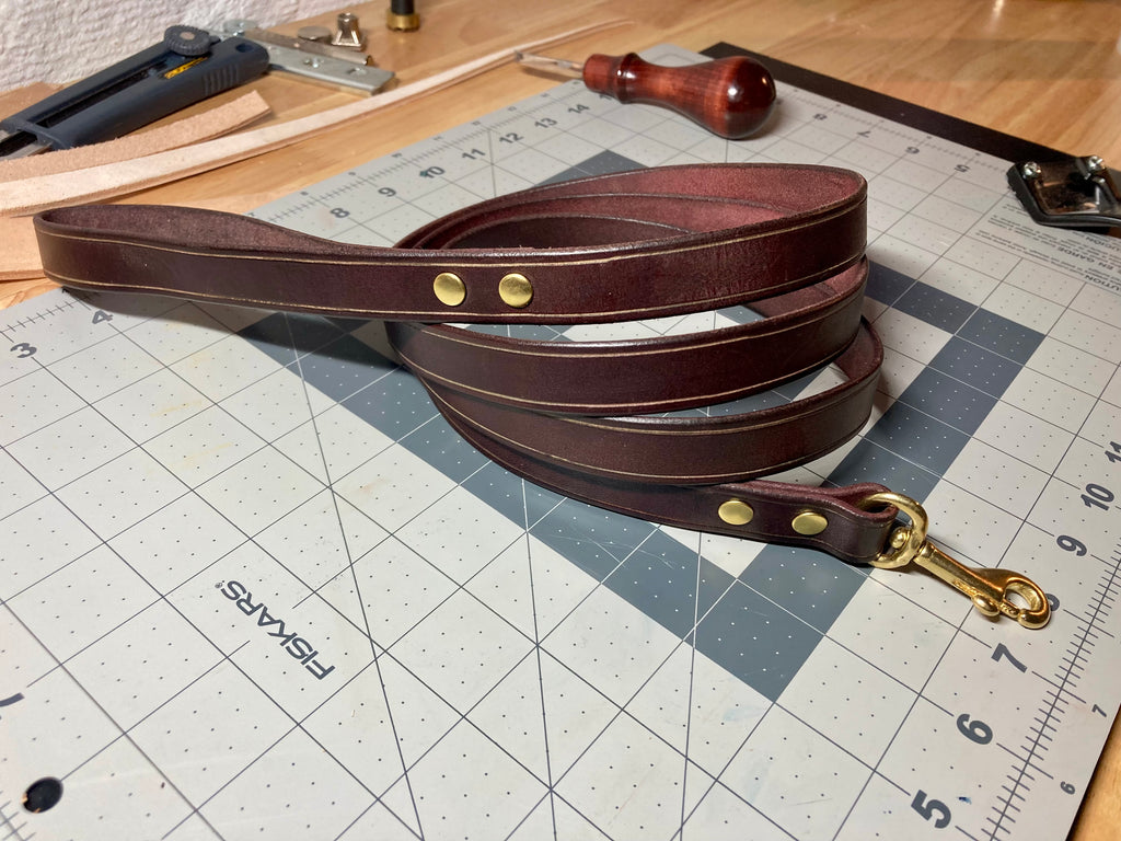 Classic Leather Leash