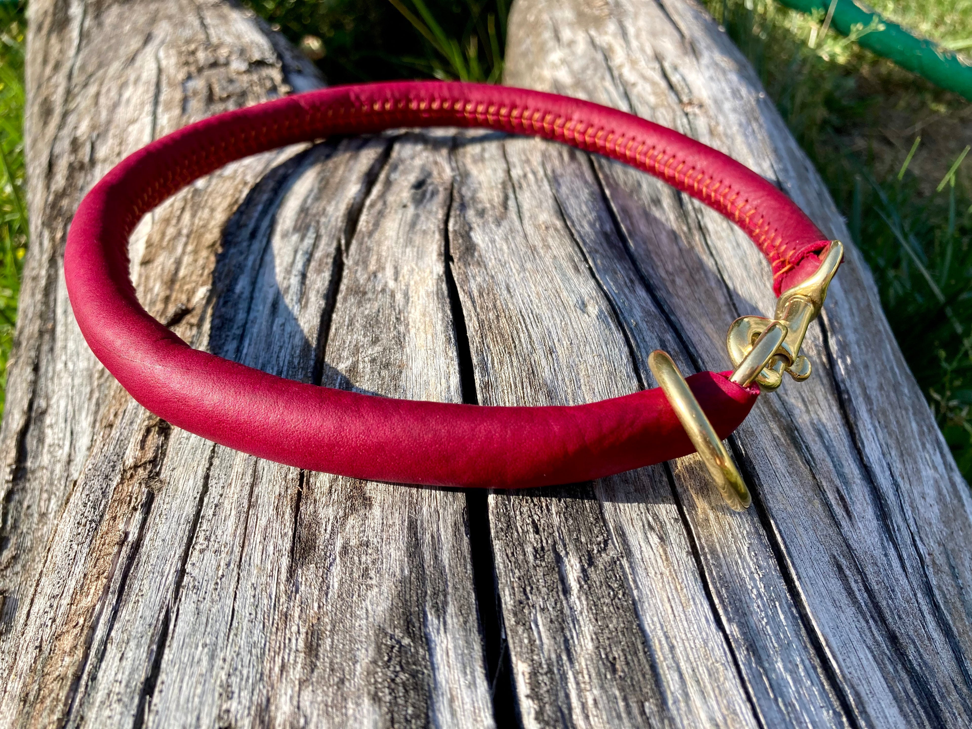 Rolled leather collar/slip collar in Crimson