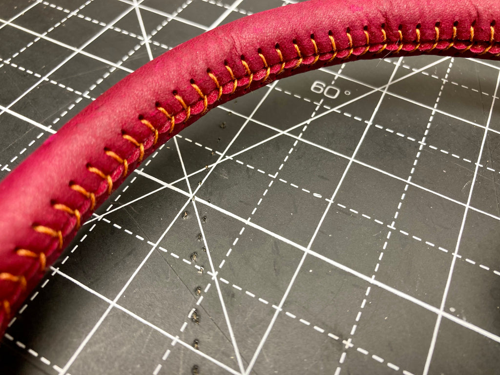 Rolled leather collar/slip collar in Crimson